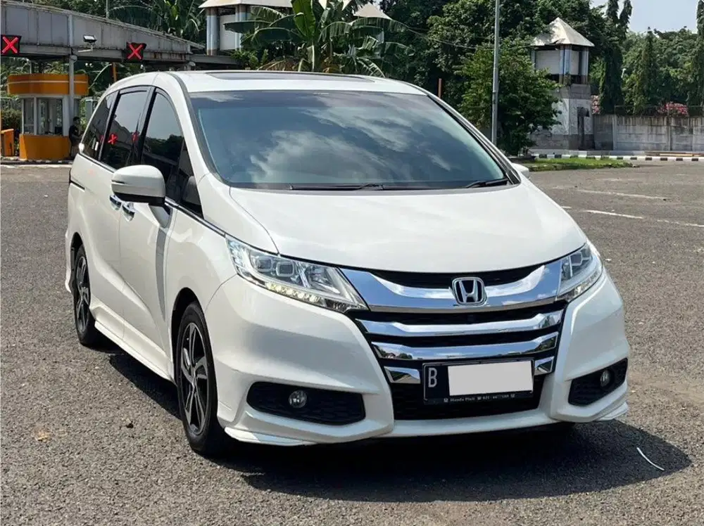 TERMURAH!! HONDA ODYSSEY 2.4 E PRESTIGE AT PUTIH 2016