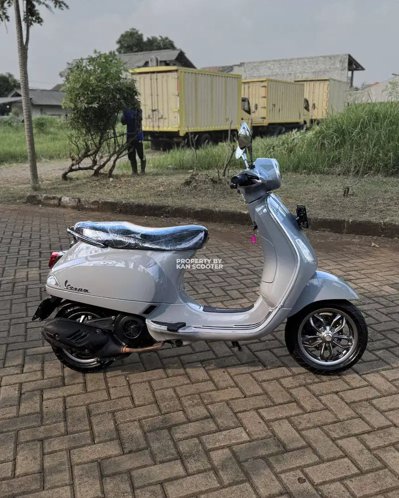 VESPA LX 125 iGET FACELIFT 2024 BERGARANSI