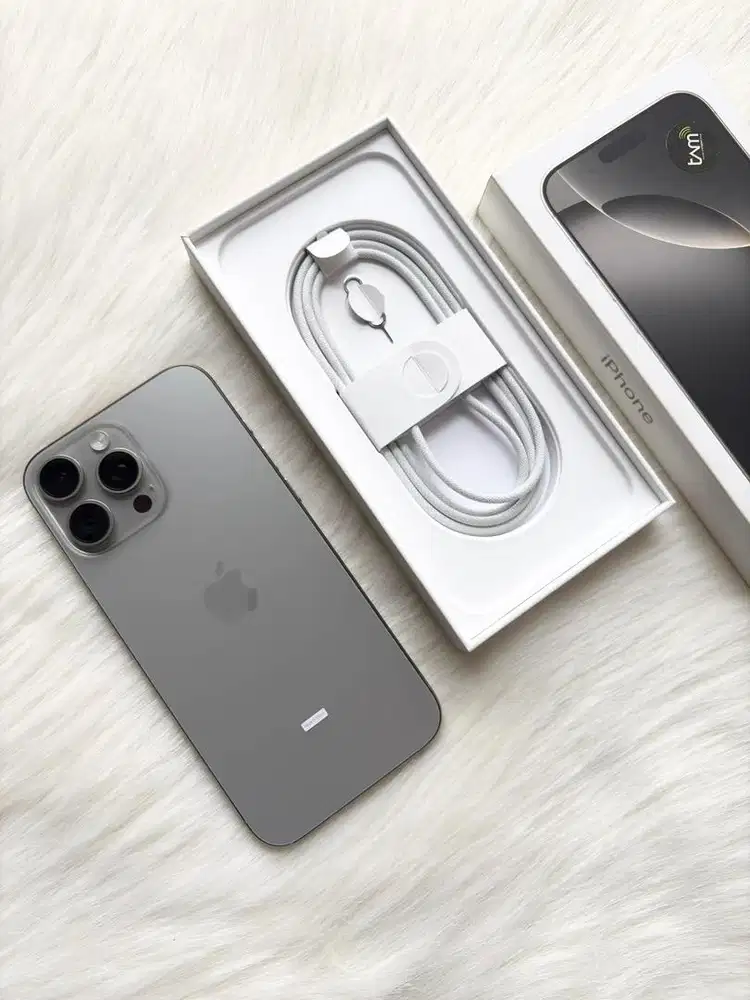 Iphone 16 pro max 256gb natural titanium, resmi iBox (like new)