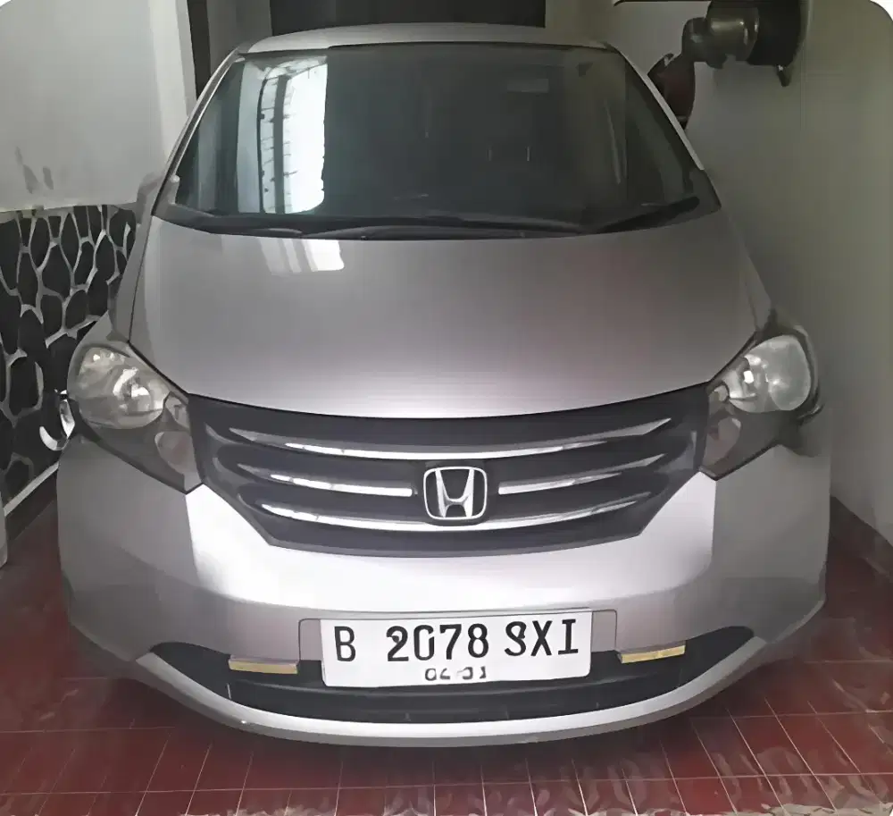 Honda Freed E 1.5 PSD AT