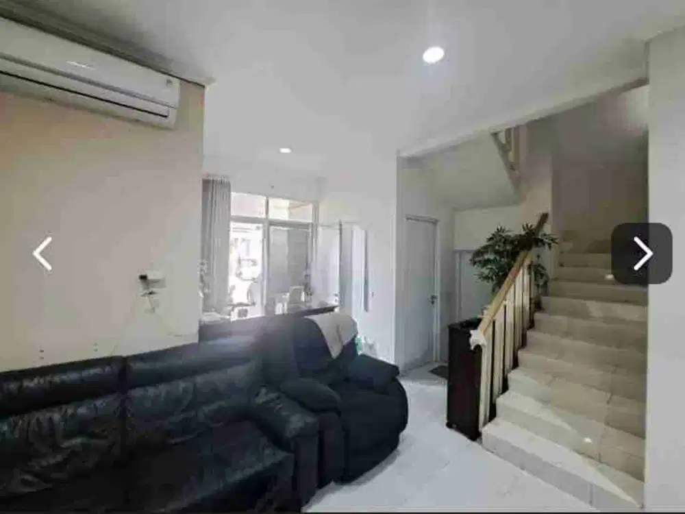 Dijual Rumah di Serpong Lagoon 2 Lantai Semi Frunished