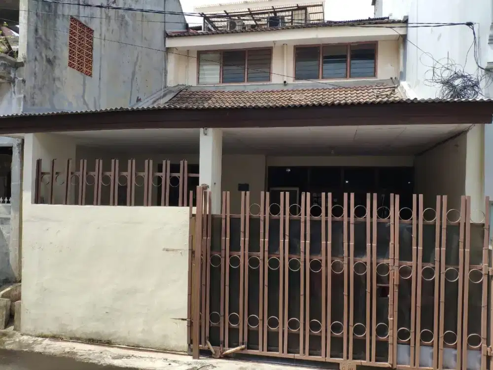 Dijual Rumah Siap Huni 2,5 Lantai di Sunter