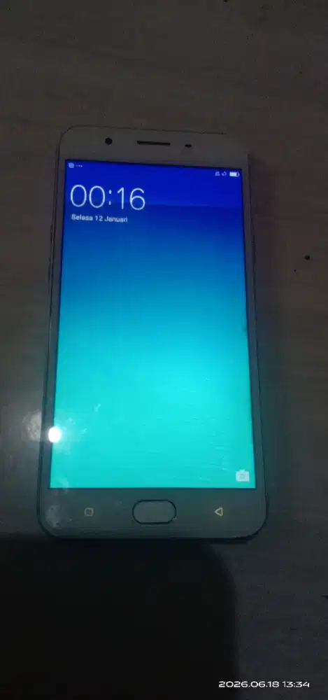 Handpone  Oppo second