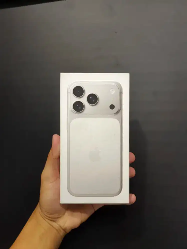 IPHONE 17Pro 256 Silver New Ibox