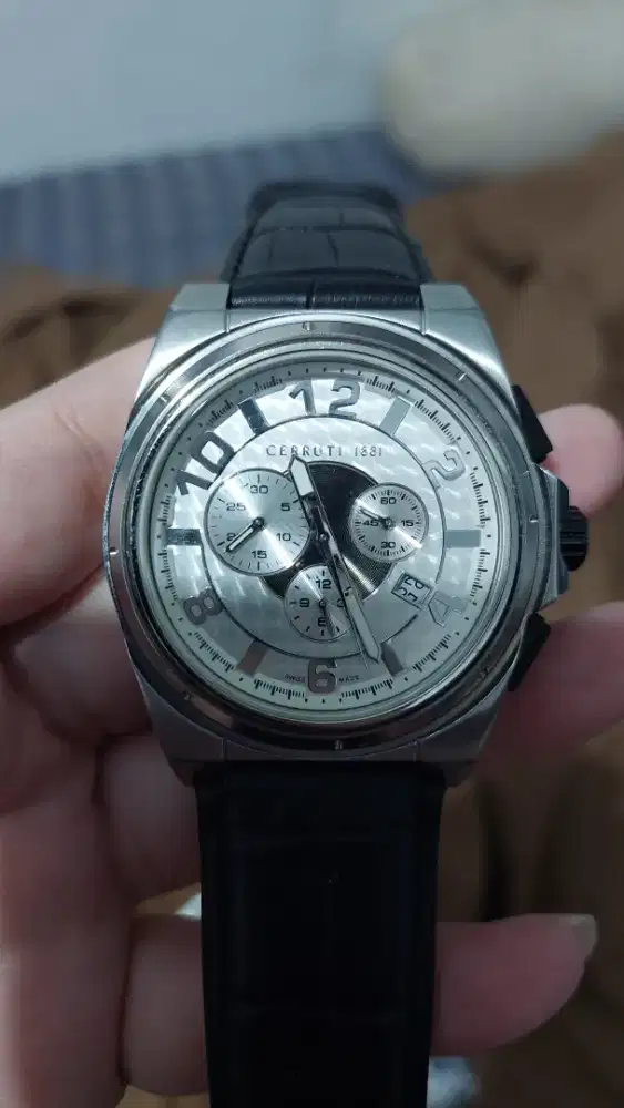 Cerruti mesin swiss