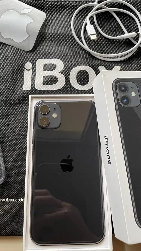 iPhone 11 64GB iBox