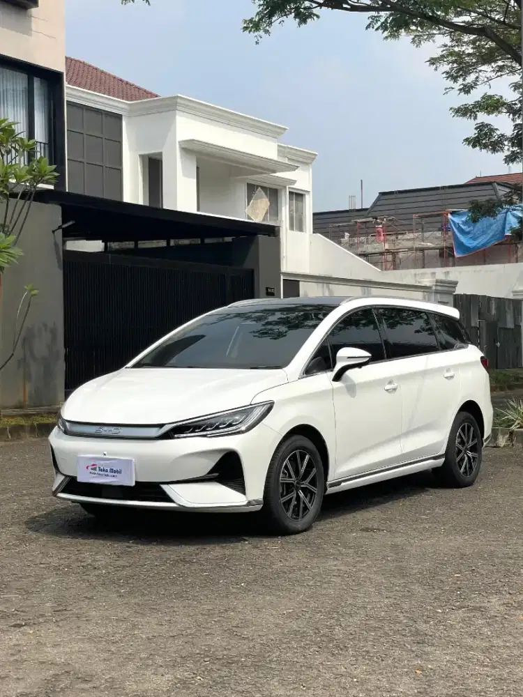 Byd M6 Superior 7S At 2024