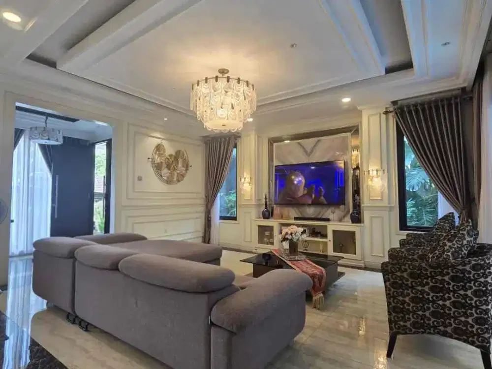 Disewa Rumah Mewah Ada Kolam Renang di Kemang Fully Furnish