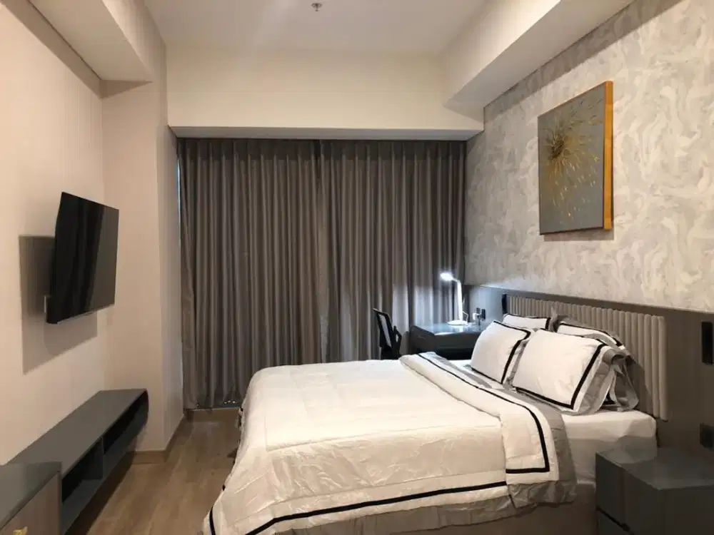 2Br Luxurious Apartment At 57 Promenade, Mid-High Floor