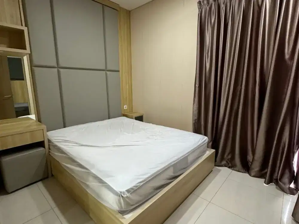 Vco - Disewakan Apartemen Taman Anggrek Residence Tower Fragrant 3BR Furnish
