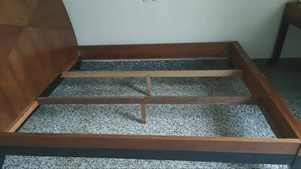 Ranjang Cellini Original Seperti Baru  Siap pakai