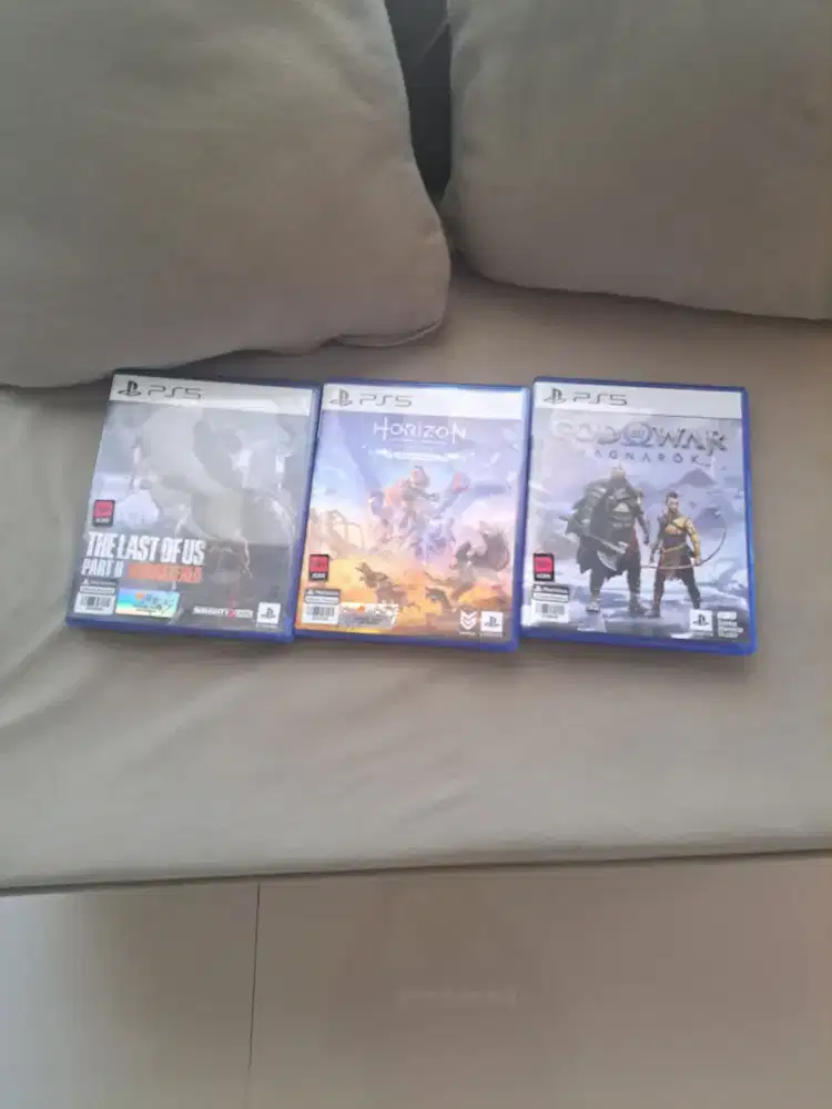 For Sale 3 BD PS5 TLOU Part 2, Horizon Zero Dawn, GOW Ragnarok