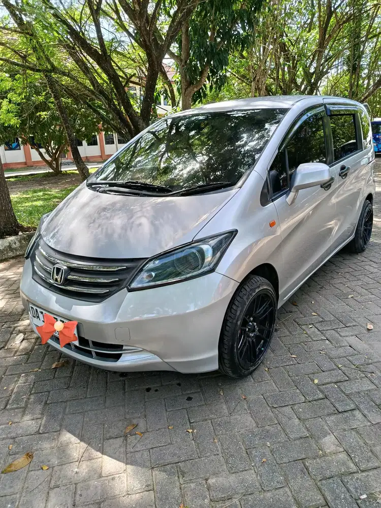 Honda Freed 2009 Bensin