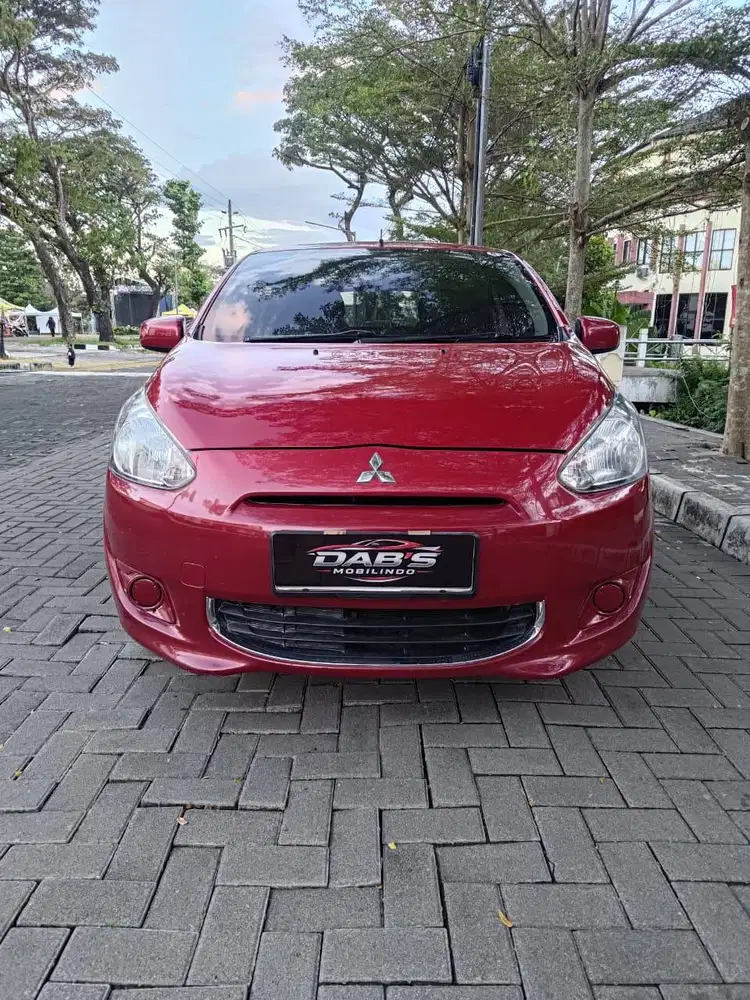 MITSUBISHI MIRAGE GLX 2012 MT