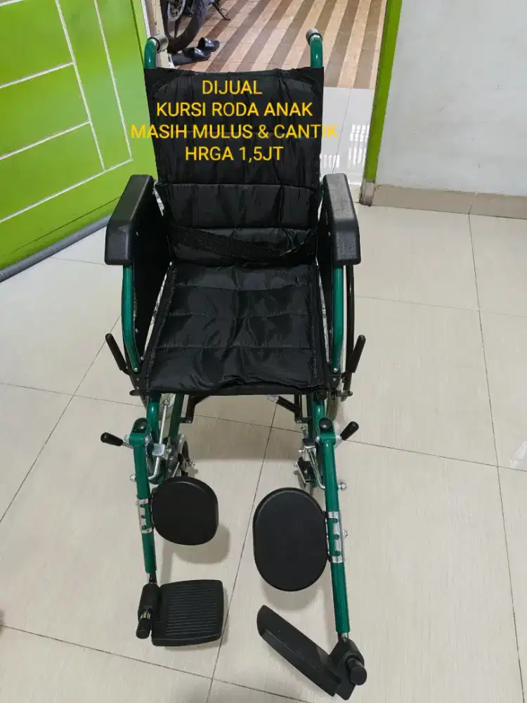 Kursi roda anak