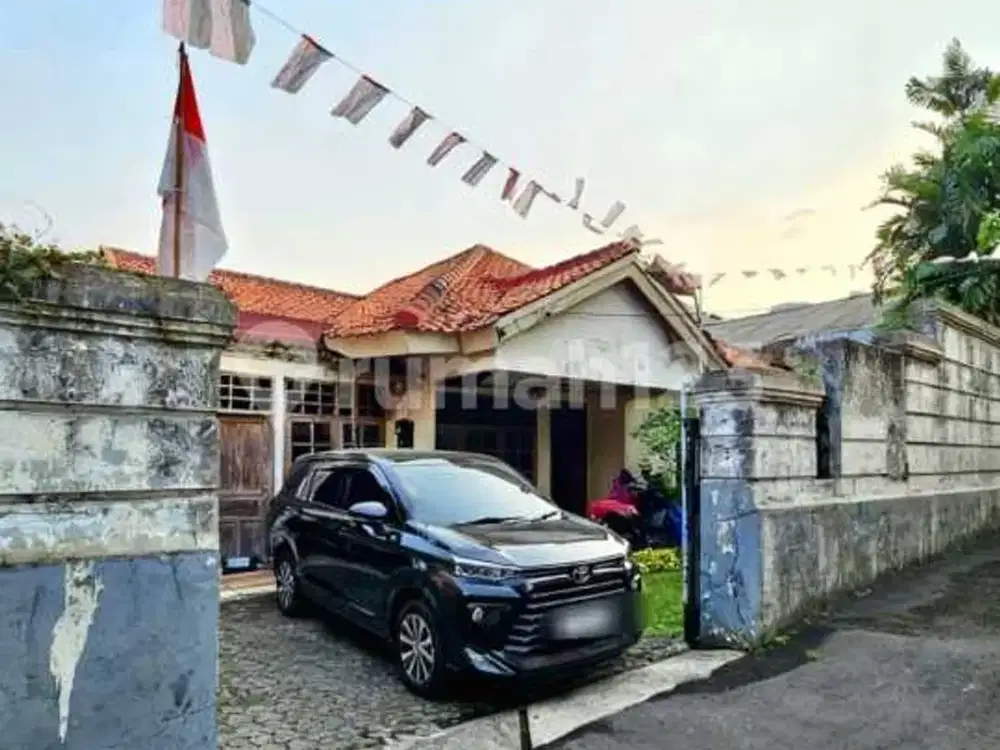 Rumah Tua Hitung Tanah Good Price di Kemang Utara Jakarta Selatan