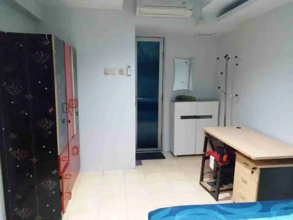 Apartemen Green Park View Tower E