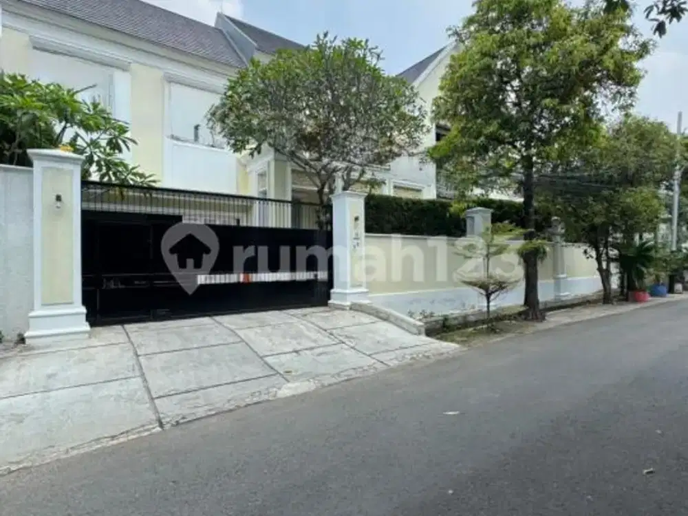 Rumah Desain Classic Colonial Dekat MRT Cipete Raya Best Deal