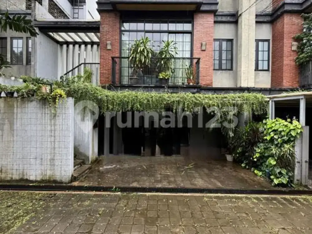 Rumah Bagus Siap Huni Dalam Townhouse di Cipete