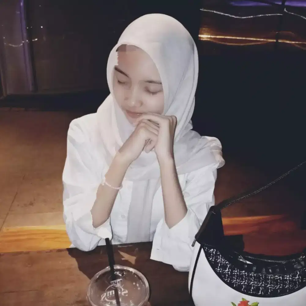 Dibutuhkan asisten rumah tangga