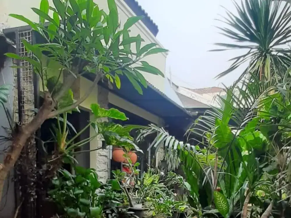 Rumah Hunian di Daerah Lebak Lestari, Cilandak