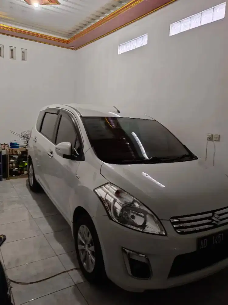 Jual Ertiga, Matic, 2013, bisa TT (tukar tambah)