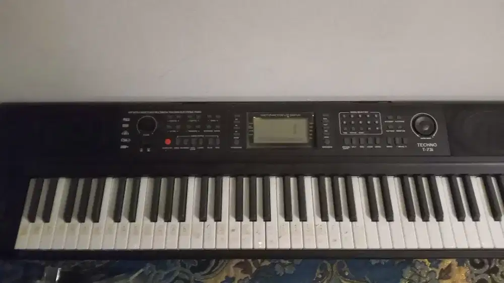 Keyboard tekhno T73i