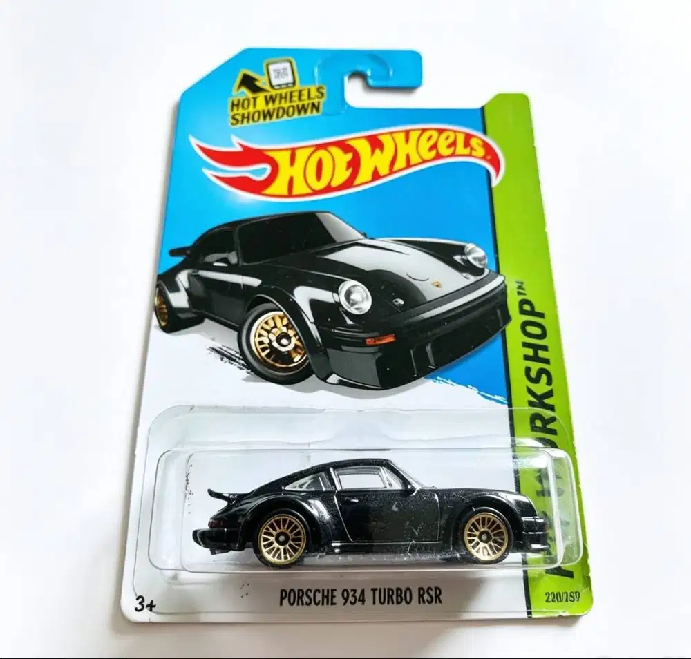 Hot Wheels Porsche 934 Turbo RSR – HW Workshop 220/250