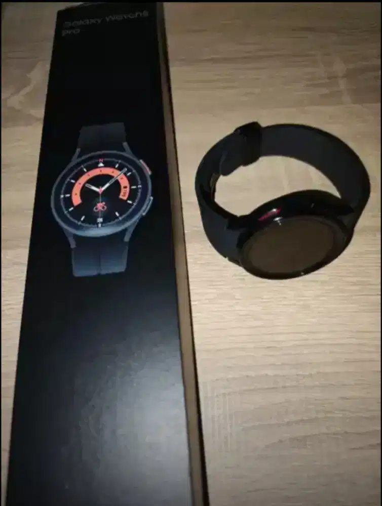 Samsung galaxy Watch 5 pro - BEKAS - Jarang pakai 100% Mulus