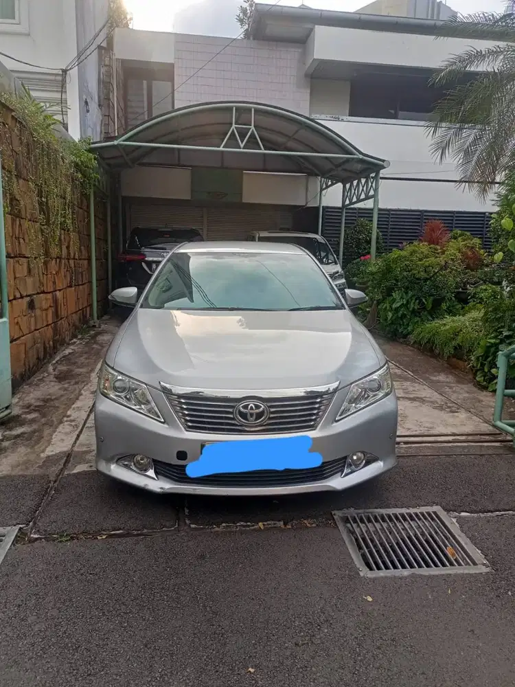 (JUAL) Toyota Camry 2.5 V Automatic 2011