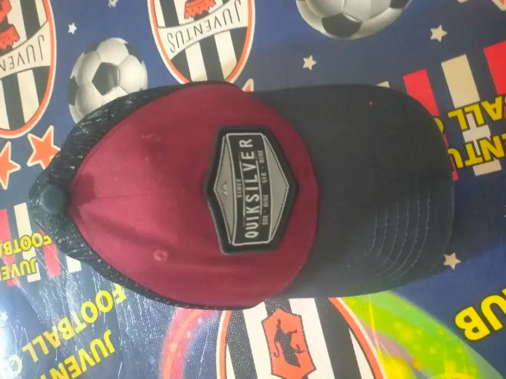 Topi Quiksilver