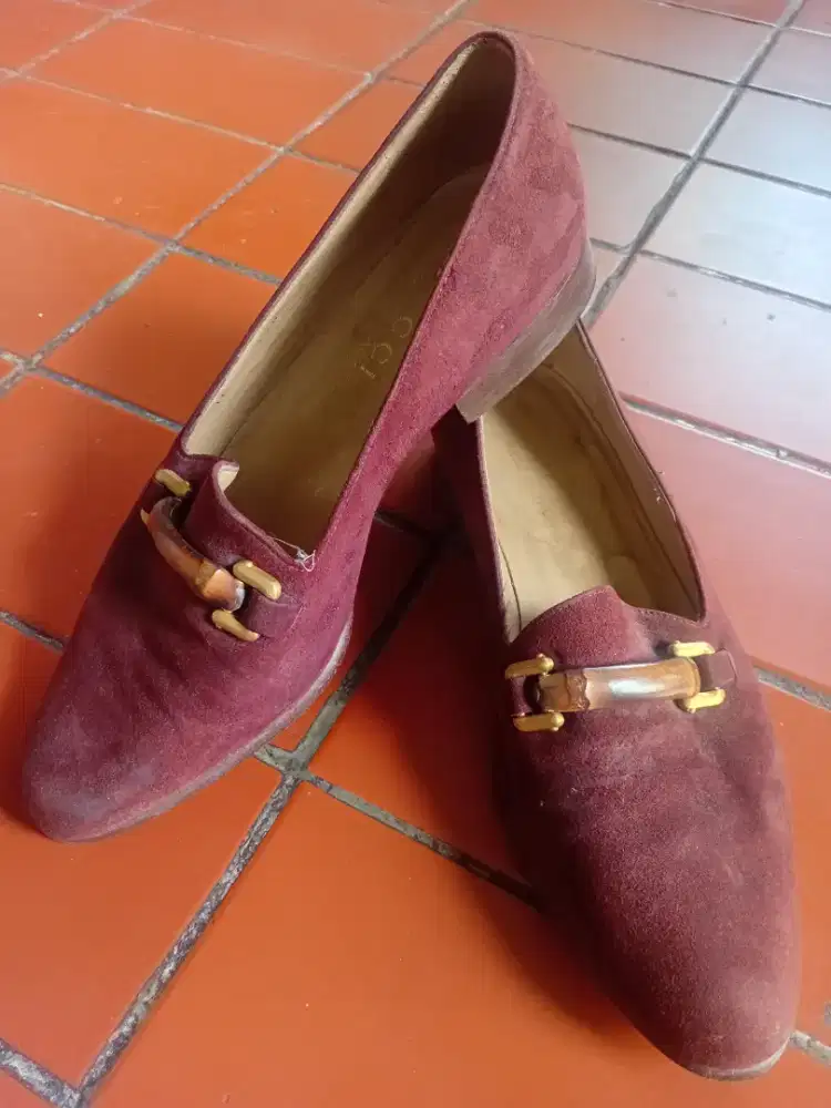 Gucci Shoes original - Maroon