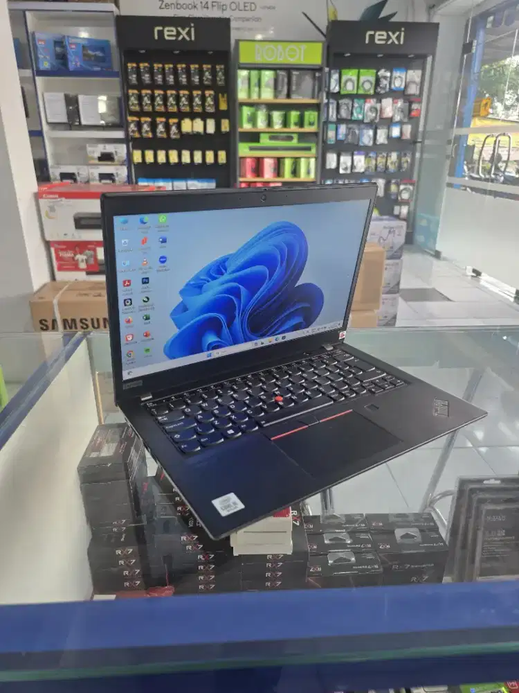 LAPTOP LENOVO THINKPAD I5 GEN 10 RAM 16GB SSD 256GB TOUCHSCREEN