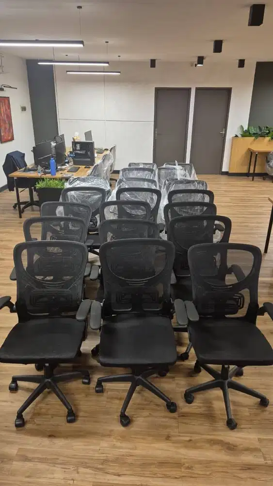 Kursi kerja / kursi karyawan / Kursi belajar