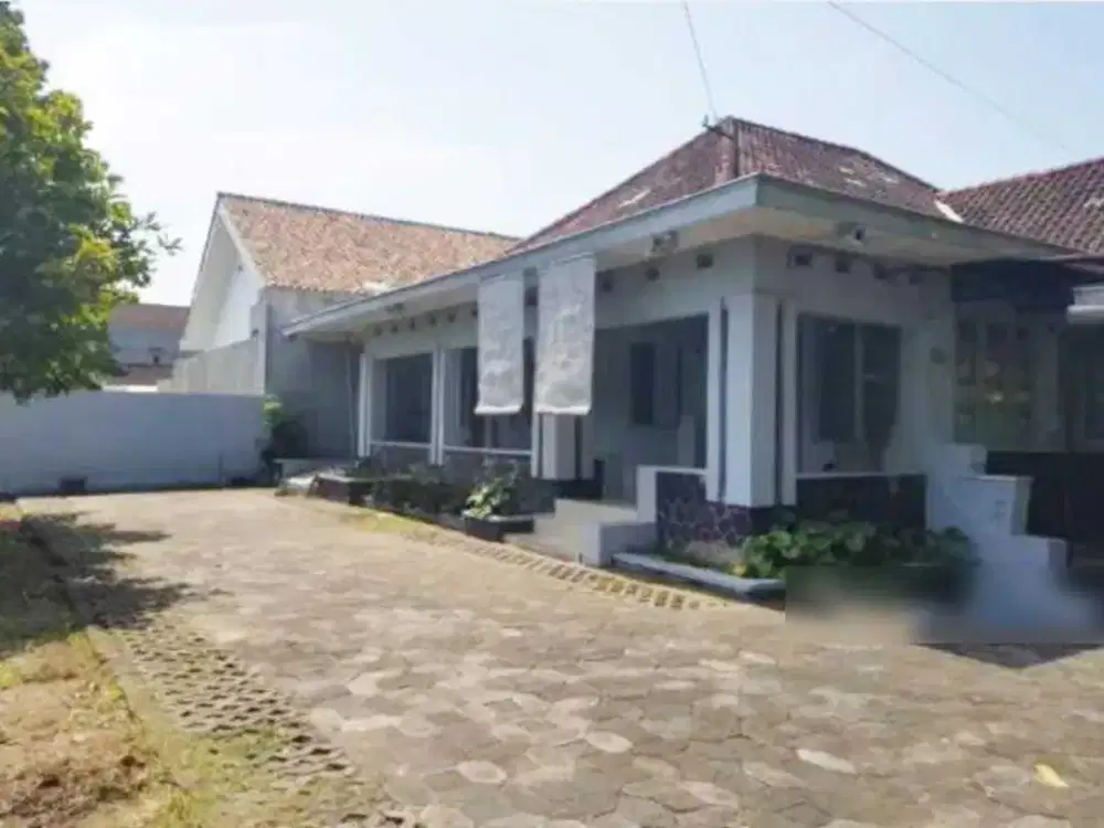 Jual Rumah Dengan Halaman Luas Jalan Arjuna Serengan Surakarta