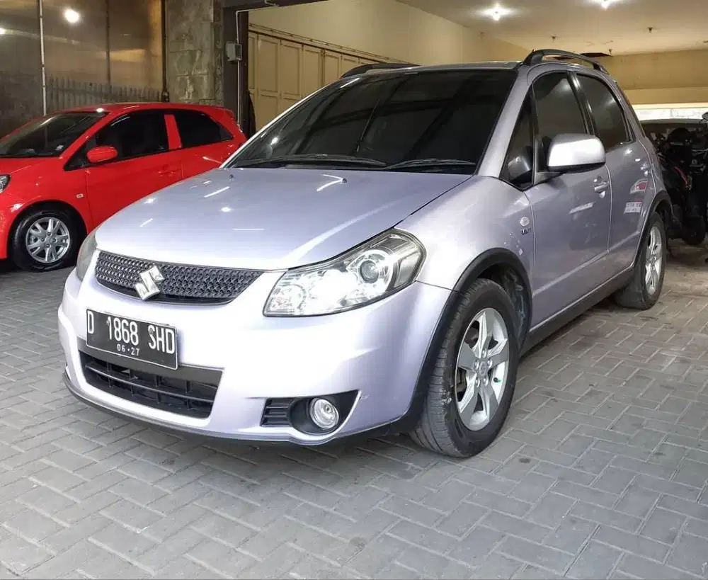 Suzuki SX4  X-OVER 1.5 AT 2011 KM 128rb BANDUNG