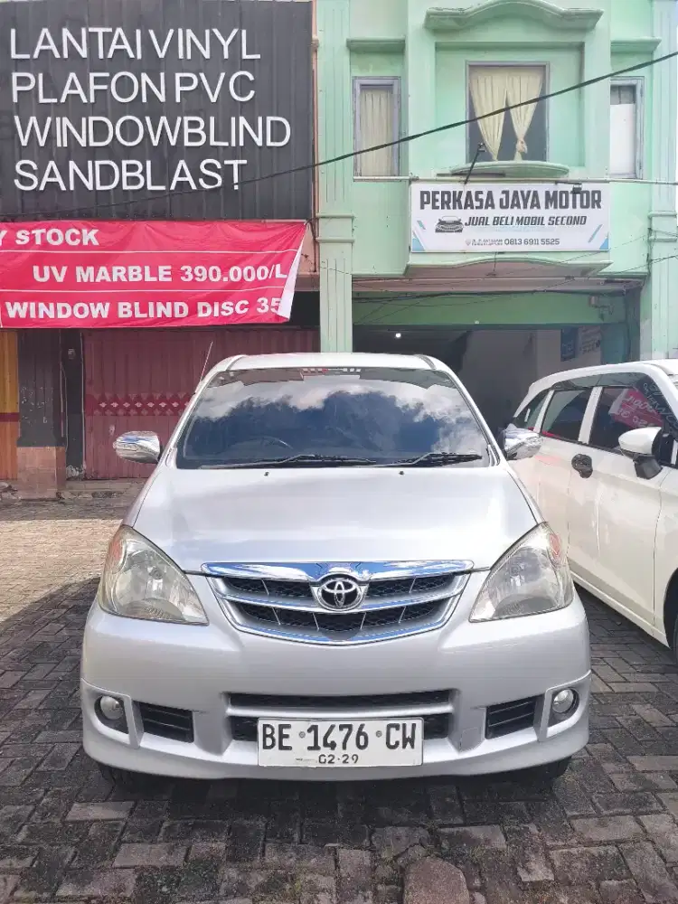 AVANZA G AT 2010