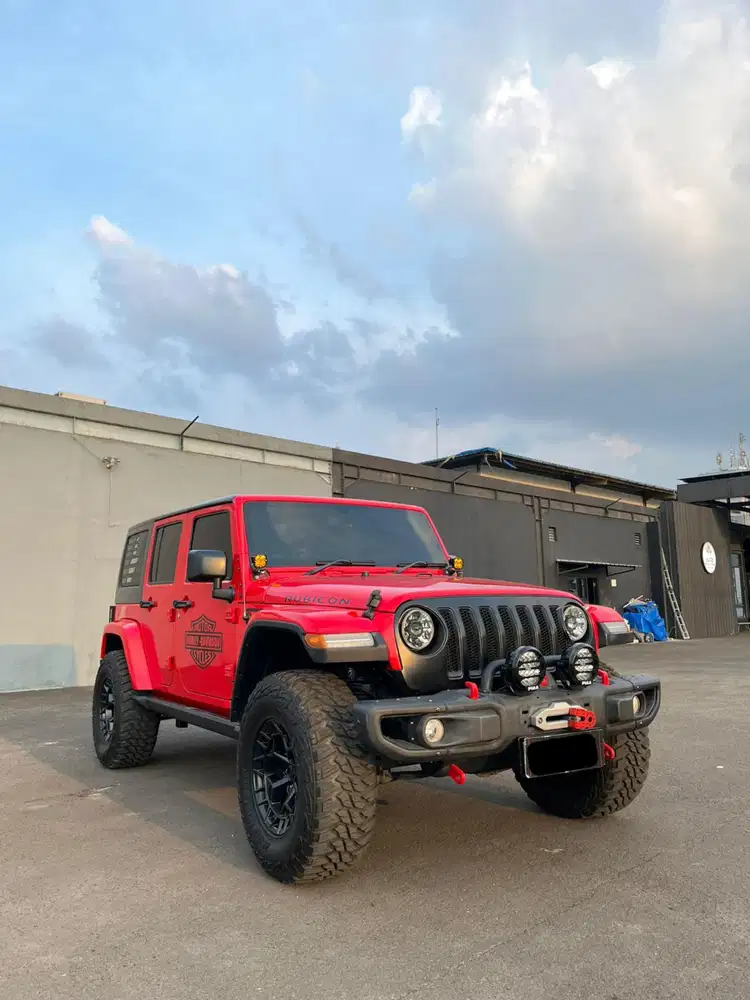 Jeep Wrangler Rubicon 3.0 2015 ANTIK 48rb asli