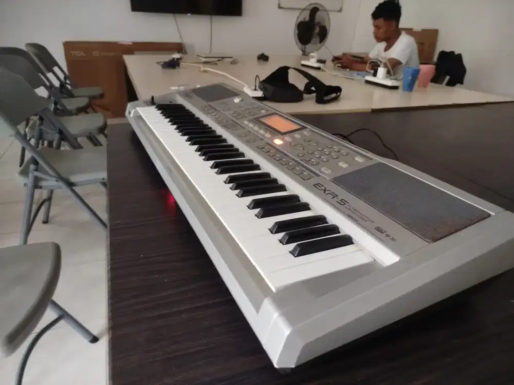 Keyboard piano Roland exr 5