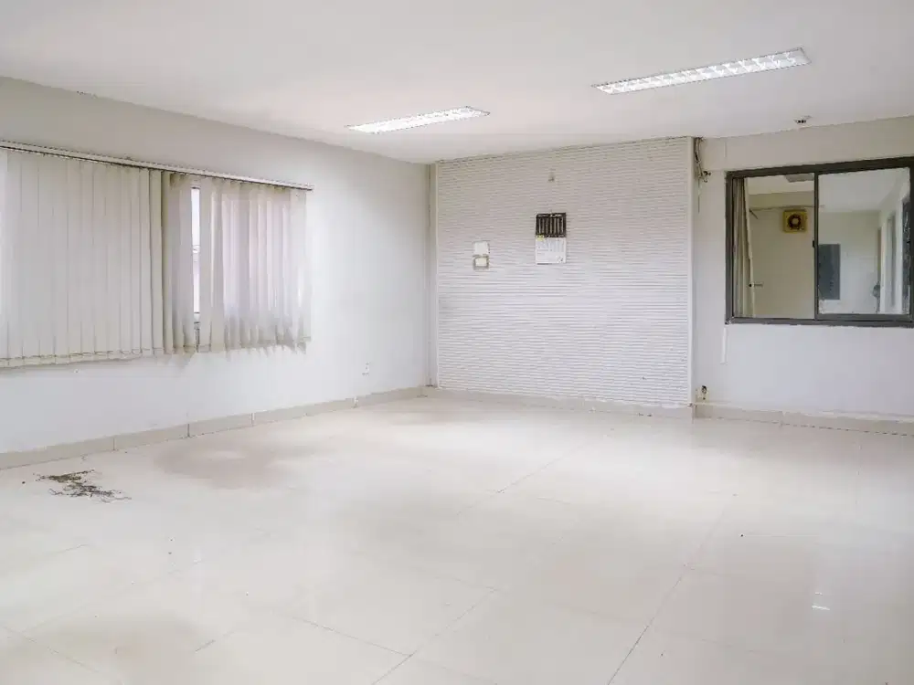 Gedung Kantor dan Gudang Premium di Kawasan Industri Sunter