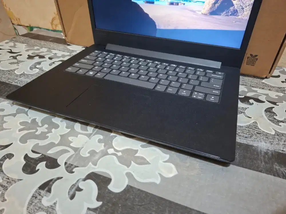 Laptop Lenovo Ideapad 130
