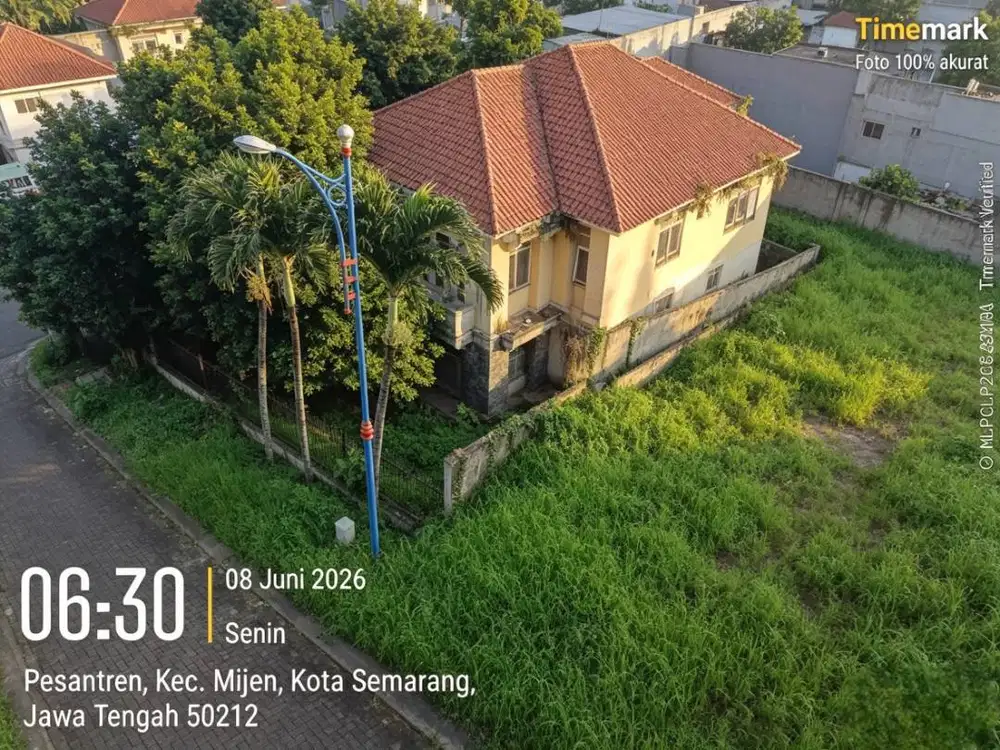 Jual Tanah bonus Rumah luas 675m2 Puri Arga Golf BSB