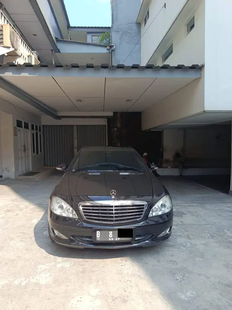 Dijual Mercedes Benz S 350 L AT Hitam 2009