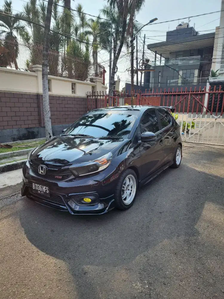 BRIO RS URBANITE 2022 AT HITAM/BLACK SPECIAL ITEM PERFECR CONDITION