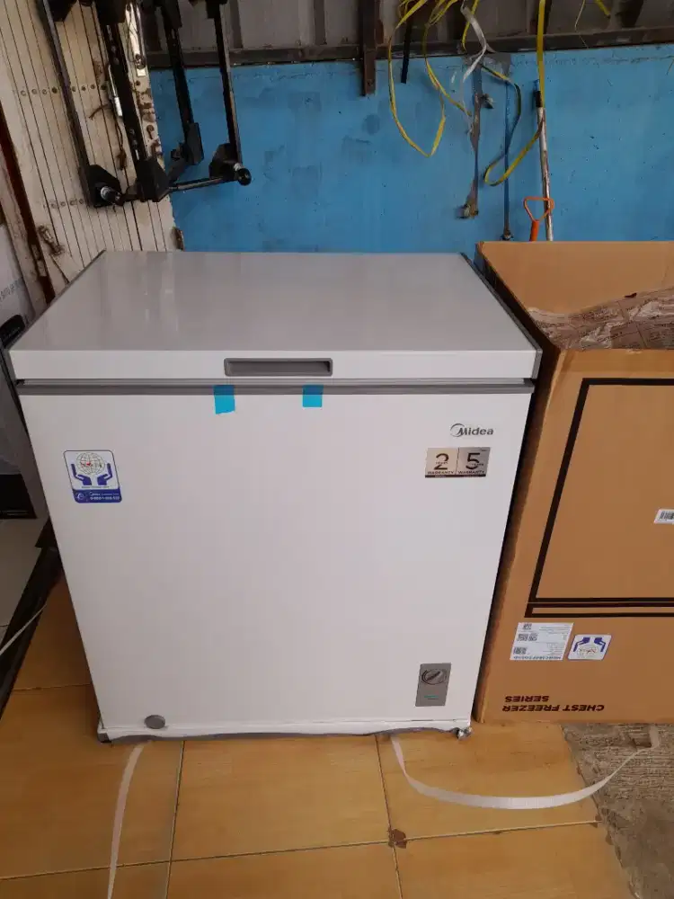 BOX FREEZER MIDEA 200L INVERTER