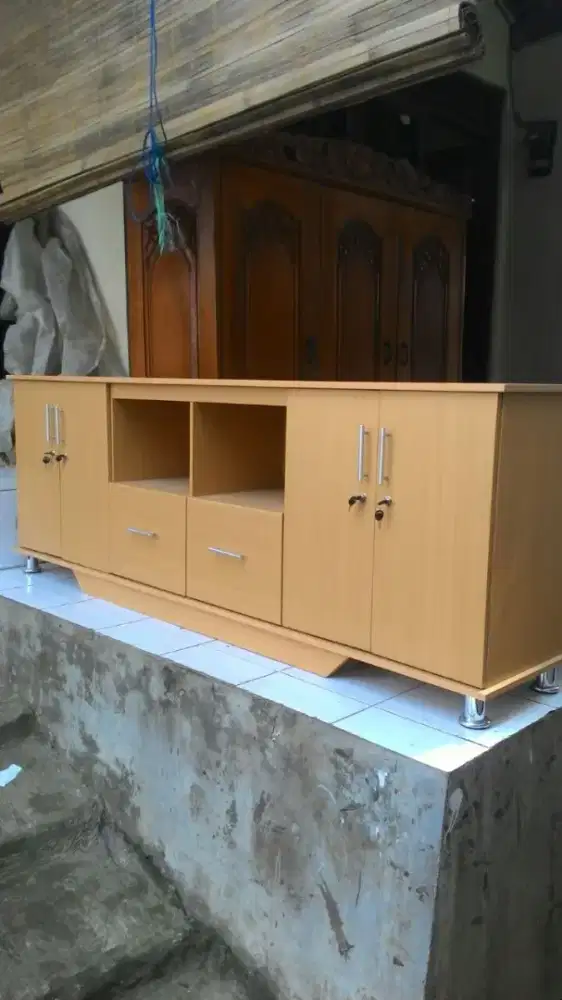 Meja Laci Tv Minimalis