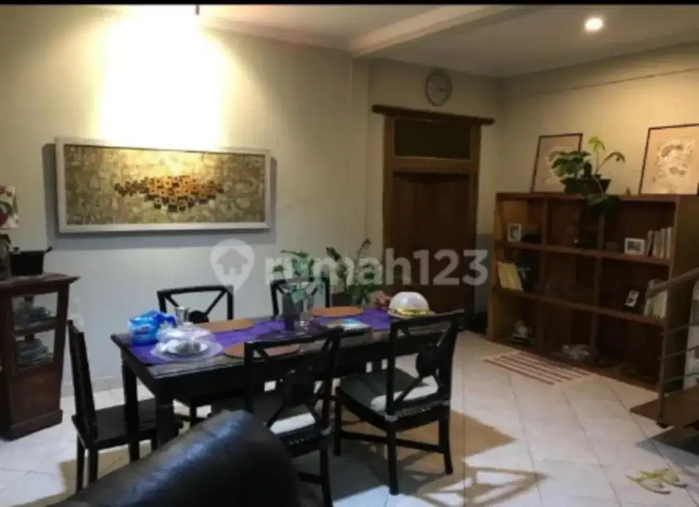 Hot Deal! Rumah 2 Lantai Selangkah Jalan Raya Semer Canggu, SHM - Thumbnail 3