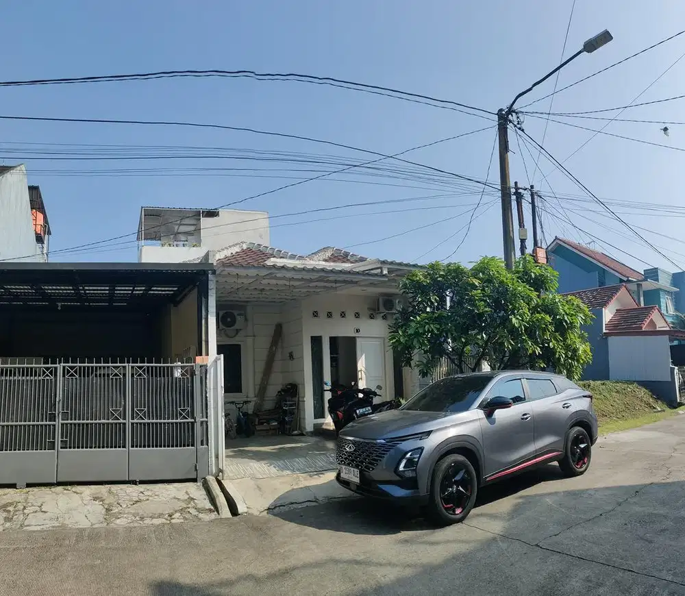 Jual Cepat - Rumah di Komplek Istana Kawaluyaan