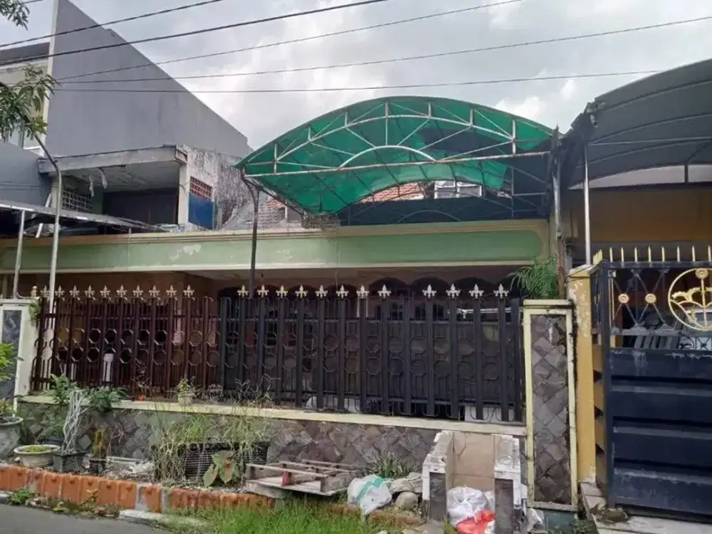 Rumah Second Jemursari Selangkah Jalan Raya, Dekat Perkantoran