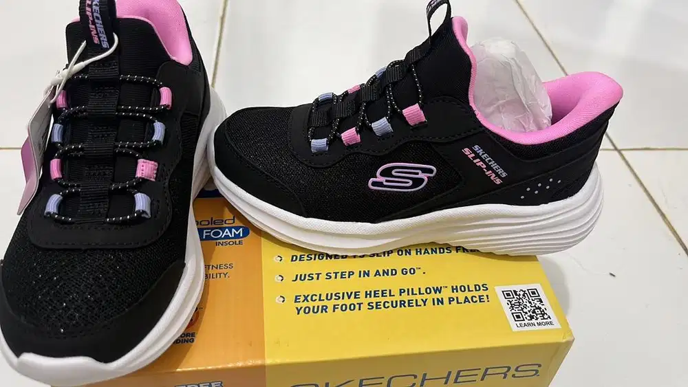 Skechers slip on anak